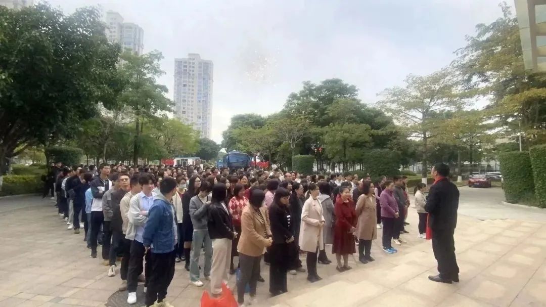 狮子会 - 打造绿色游戏娱乐